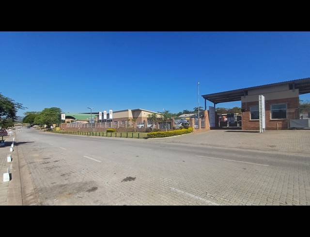 5,054M² INDUSTRIAL YARD TO LET IN RIVERSIDE PARK